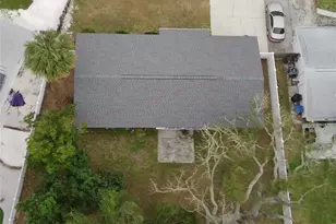 3673 Searobin Dr SE, Saint Petersburg, FL 33705 - Photo 4