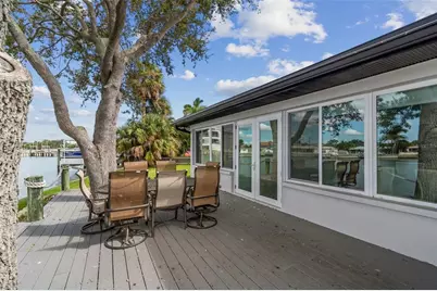 1514 Sea Gull Drive S, Saint Petersburg, FL 33707 - Photo 46