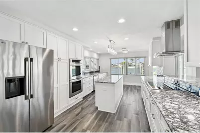 1514 Sea Gull Drive S, Saint Petersburg, FL 33707 - Photo 12