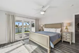 1514 Sea Gull Dr S, Saint Petersburg, FL 33707 - Photo 14