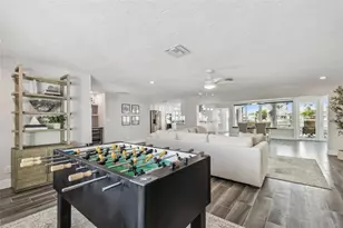 1514 Sea Gull Dr S, Saint Petersburg, FL 33707 - Photo 18