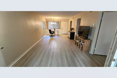 3078 Eastland Boulevard #107, Clearwater, FL 33761 - Photo 4