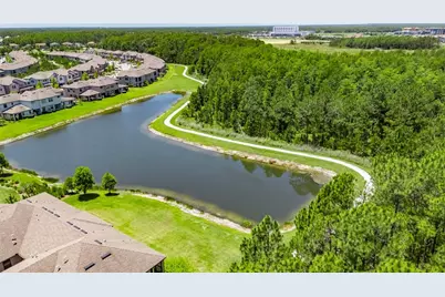 4899 Isola Court, Wesley Chapel, FL 33543 - Photo 4