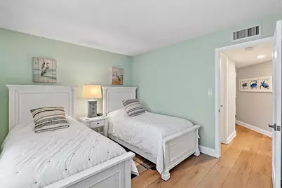 5155 Isla Key Boulevard S #401, Saint Petersburg, FL 33715 - Photo 16