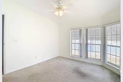 5745 Pawnee Street, Zephyrhills, FL 33542 - Photo 38
