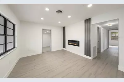 2520 W Knollwood Street, Tampa, FL 33614 - Photo 2