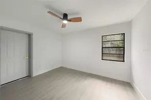 2520 W Knollwood St, Tampa, FL 33614 - Photo 12