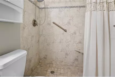 10006 87th Street, Seminole, FL 33777 - Photo 20