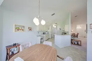 1619 Brookton Green Dr, Sun City Center, FL 33573 - Photo 14