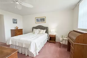 4880 Locust St NE, Saint Petersburg, FL 33703 - Photo 18