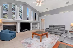 5132 Whispering Leaf Trail, Valrico, FL 33596 - Photo 8