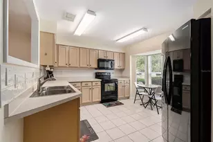 29418 Schinnecock Hills Ln, San Antonio, FL 33576 - Photo 12