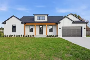 6465 Bay Shore Dr, Saint Cloud, FL 34771 - Photo 1