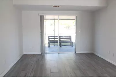 10115 Wheatley Hills Court, Tampa, FL 33615 - Photo 2