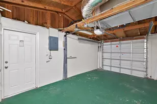 10102 Glen Moor Ln, Port Richey, FL 34668 - Photo 30