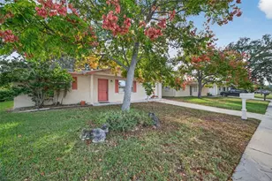 10102 Glen Moor Ln, Port Richey, FL 34668 - Photo 2