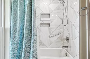 10073 S Yacht Club Dr, Treasure Island, FL 33706 - Photo 28