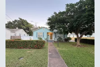 4014 Grove Street S, Saint Petersburg, FL 33705 - Photo 2