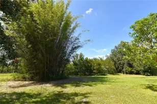 11542 Sumner Rd, Wimauma, FL 33598 - Photo 48