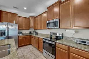 2408 Nighthawk Landing Ct, Ruskin, FL 33570 - Photo 10
