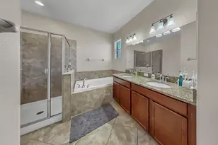 2408 Nighthawk Landing Ct, Ruskin, FL 33570 - Photo 24