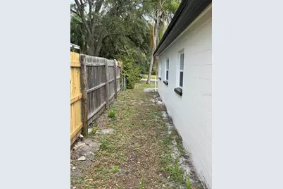 1619 E Marks Drive, Tampa, FL 33604 - Photo 12