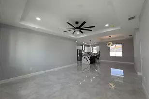 313 SE 31st Terrace, Cape Coral, FL 33904 - Photo 4