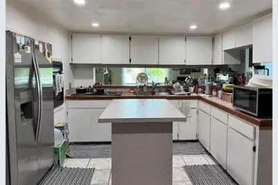 5210 Jersey Avenue S, Gulfport, FL 33707 - Photo 2