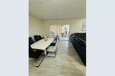 4724 Christa Court #322, Tampa, FL 33614 - Photo 4