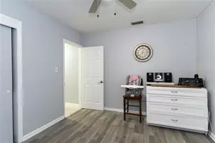 1802 E Knollwood St, Tampa, FL 33610 - Photo 24