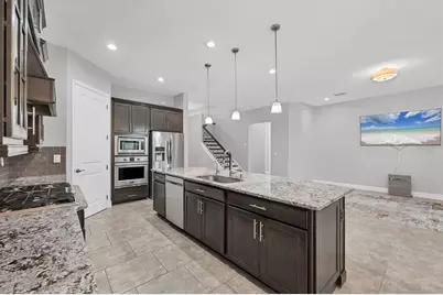 6104 Champions Row Street, Bradenton, FL 34210 - Photo 12