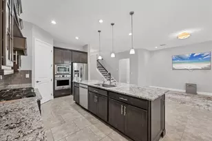 6104 Champions Row St, Bradenton, FL 34210 - Photo 12