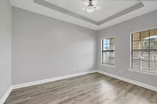 6104 Champions Row St, Bradenton, FL 34210 - Photo 10