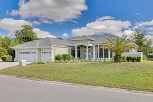 10084 12 Oaks Ct, Weeki Wachee, FL 34613 - Photo 1