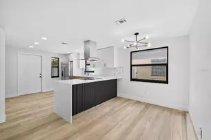 7905 Timberlane W Dr, Tampa, FL 33615 - Photo 16