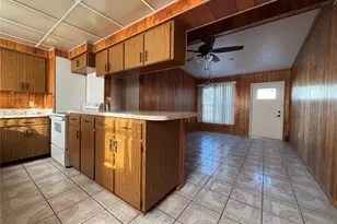6004 N Hale Ave, Tampa, FL 33614 - Photo 8