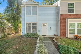 1722 Mill Run Cir, Tampa, FL 33613 - Photo 1