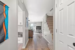 1722 Mill Run Cir, Tampa, FL 33613 - Photo 2