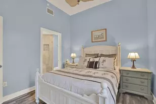 205 Brightwater Dr, Clearwater Beach, FL 33767 - Photo 22