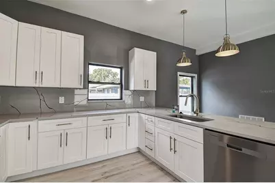 5200 7th Avenue N, Saint Petersburg, FL 33710 - Photo 18