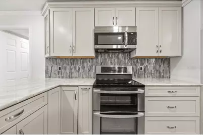 4730 Brittany Drive S #36, Saint Petersburg, FL 33715 - Photo 10