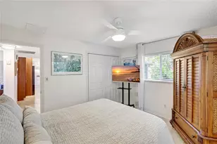 1389 47th Ave NE, Saint Petersburg, FL 33703 - Photo 16