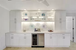 1389 47th Ave NE, Saint Petersburg, FL 33703 - Photo 6