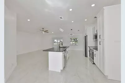 4423 Horseshoe Pick Lane, Valrico, FL 33594 - Photo 10