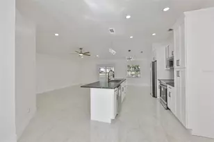 4423 Horseshoe Pick Ln, Valrico, FL 33594 - Photo 10