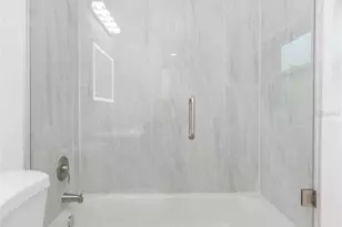 8204 N 10th, Tampa, FL 33604 - Photo 18