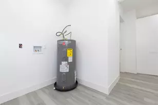 8204 N 10th, Tampa, FL 33604 - Photo 26