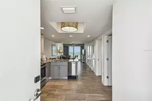 10116 Gulf Blvd, Treasure Island, FL 33706 - Photo 14