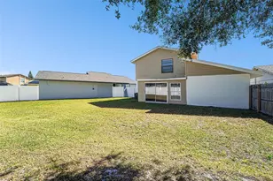 10315 Fernbrook Ln, Tampa, FL 33624 - Photo 26