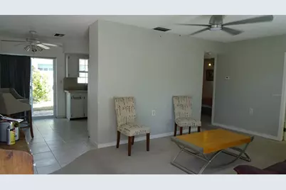 7809 38th Terrace N, Saint Petersburg, FL 33709 - Photo 2